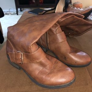 Brown boots